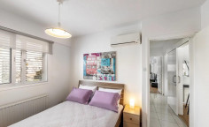 Spacious 2 bedrooms apartment to rent in Agioi Omologites
