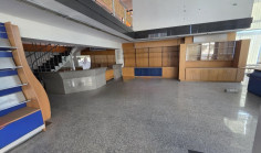 Spacious commercial for rent in Lykabittos