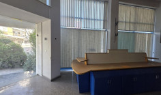 Spacious commercial for rent in Lykabittos