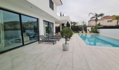 Spacious 6 bedroom house to rent in Engomi Spacious 6 bedroom house to rent in Engomi