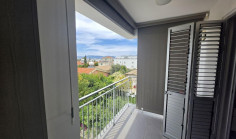 Spacious 2 bedroom apartment to rent in Agios Dometios