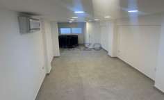 Unfurnished shop for sale in Agios Nicolaos center 