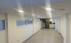 Unfurnished shop for sale in Agios Nicolaos center 