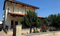 Spacious furnished four bedroom house in peaceful Pachna 