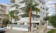 Luxury 2 bedroom apartment to rent in Lykabittos