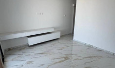 Three beds flat for sale in Lakatamia