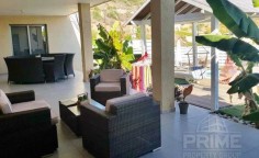 4 bedroom villa with swimming pool to rent in Marathounta