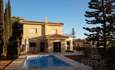 5 bedroom furnished villa with swimming pool for sale in Armenochori