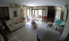 4 bedroom house in Dekelia 
