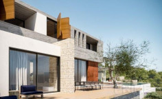 Spacious 4 bedrooms villa with swimming pool for sale in Yeroskipou