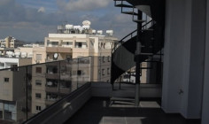 Apartment (penthouse) in Larnaca Centre, Larnaca for sale 