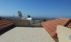 Luxury 5 bedrooms house with swimming pool for sale in Agia Fyla