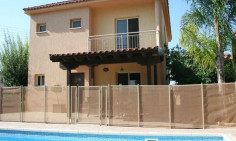 3 bedroom house with swimming pool for sale in Trachoni
