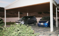 Luxury 5 bedroom house with swimming pool for sale in Moni