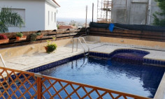 Luxury 5 bed house with swimming pool for sale in Agios Athanasios