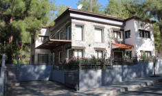 7 bedroom house for sale in Moniatis
