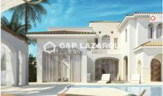 Spacious 5 bedrooms house with swimming pool for sale in Larnaca