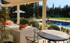 For bedroom house with swimming pool for sale in Agios Tychonas