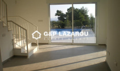 Three bed house with swimming pool for sale in Souni
