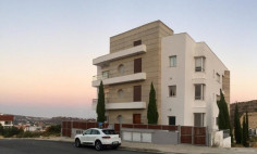 4 bedroom 4 bathroom apartment in Germasogeia 