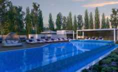 2 bedroom penthouse with roof garden in Ayios Tychonas 