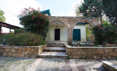 3 bed house with swimming pool for sale in Tala