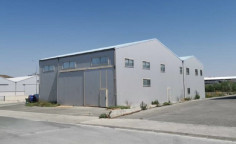 Warehouse 808 m2 for sale in Aradippou