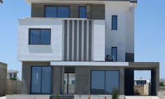 Villa for sale in Livadia 