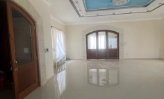 5 bedroom house for sale in Apesia