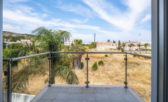 Large 1 bedroom furnished apartment with swimming pool for sale in Protaras