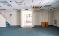 Luxury shop for sale in Agios Antonios