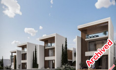 Spacious 3 bedroom house with swimming pool for sale in Chloraka