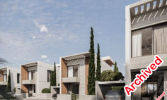 Spacious 3 bedroom house with swimming pool for sale in Chloraka
