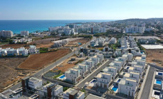 Spacious 3 bedroom villa with swimming pool for sale in Protaras