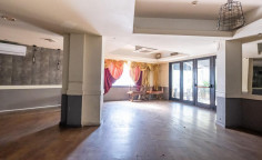 Shop 242 m2 for sale in Agios Antonios