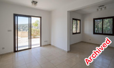 Luxury 3 bedrooms house with swimming pool for sale in Kouklia