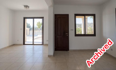 Luxury 3 bedrooms house with swimming pool for sale in Kouklia