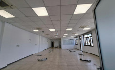 Office 391 m2 to rent in Agios Athanasios