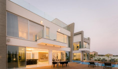 Large 3 bedroom house with swimming pool for sale in Ayia Napa