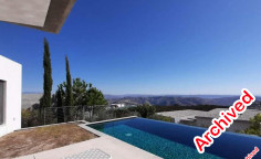 2 bedroom house with swimming pool to rent in Tsada