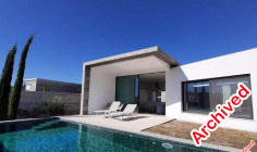2 bedroom house with swimming pool to rent in Tsada