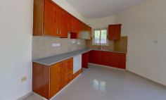 3 bedroom maisonette for sale in Tala
