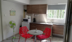 4+1 bedroom house in Pervolia only 50 metres from the beach 