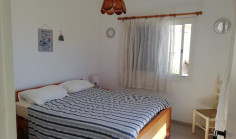 4+1 bedroom house in Pervolia only 50 metres from the beach 