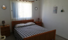 4+1 bedroom house in Pervolia only 50 metres from the beach 