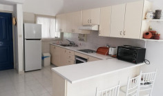 4+1 bedroom house in Pervolia only 50 metres from the beach 