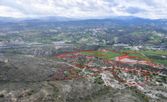 Agricultural 164904 m2 for sale in Larnaca