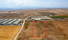 Agricultural 4683 m2 for sale in Peristerona