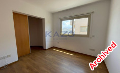 Spacious three bedroom top floor apartment in petrou pavlou 
