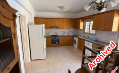Fully furnished detached house with pool for rent in Kolossi 